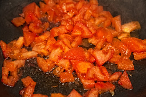 Cook Tomato For Gobi Biryani 